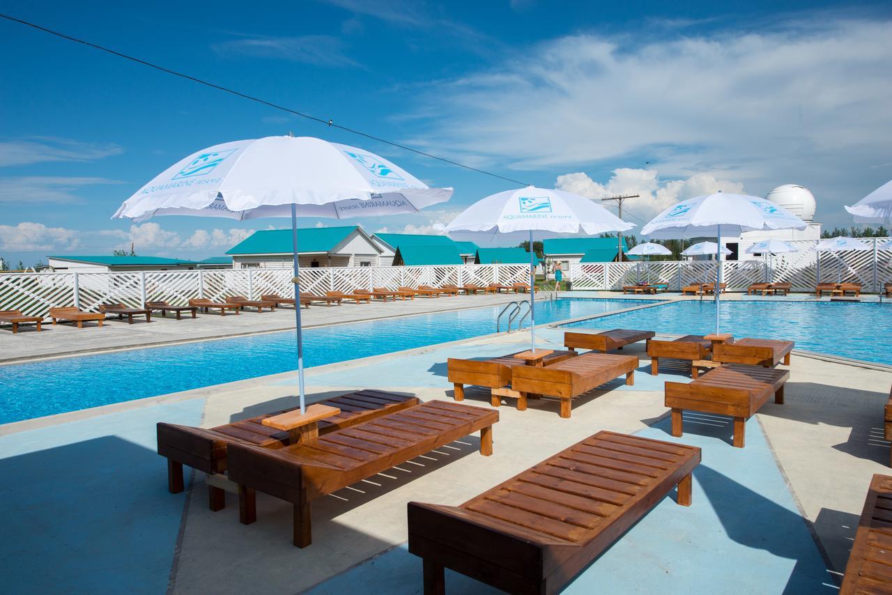 Aquamarine Resort Akshi Bagian luar foto