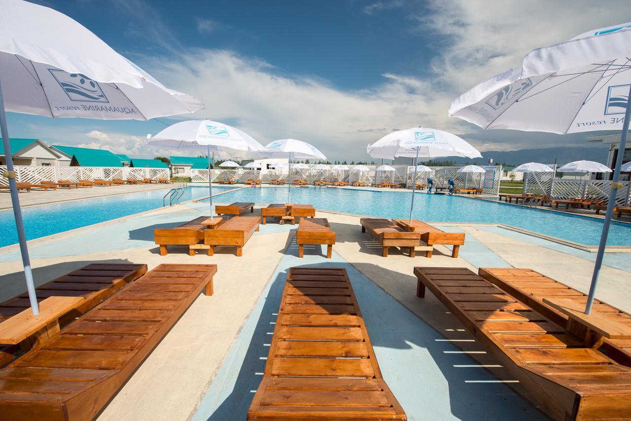 Aquamarine Resort Akshi Bagian luar foto