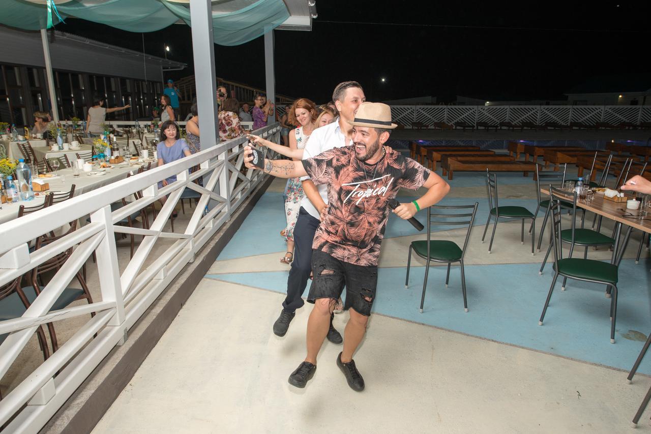 Aquamarine Resort Akshi Bagian luar foto