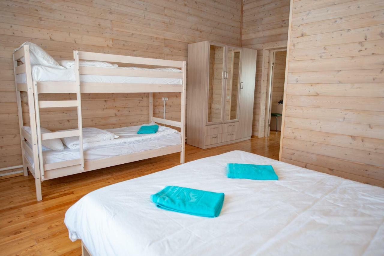 Aquamarine Resort Akshi Bagian luar foto